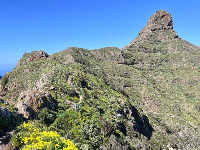 Taborno: Malá zajímavá vesnička a trek na Roque de Taborno